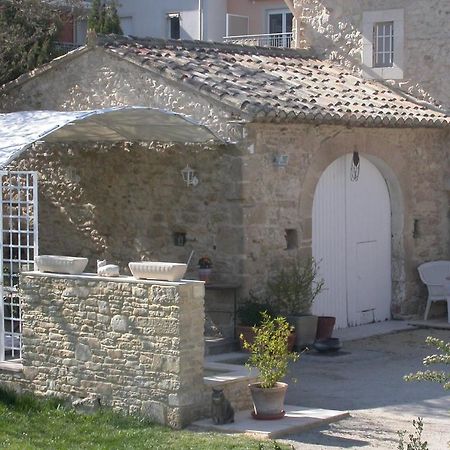 Bed and Breakfast Le Mas Du Chat Cavaillon Exterior foto